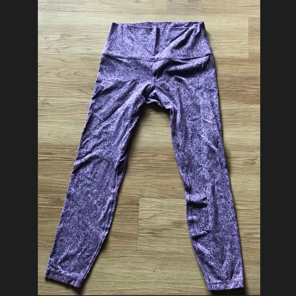 purple Lululemon full length yoga pants
